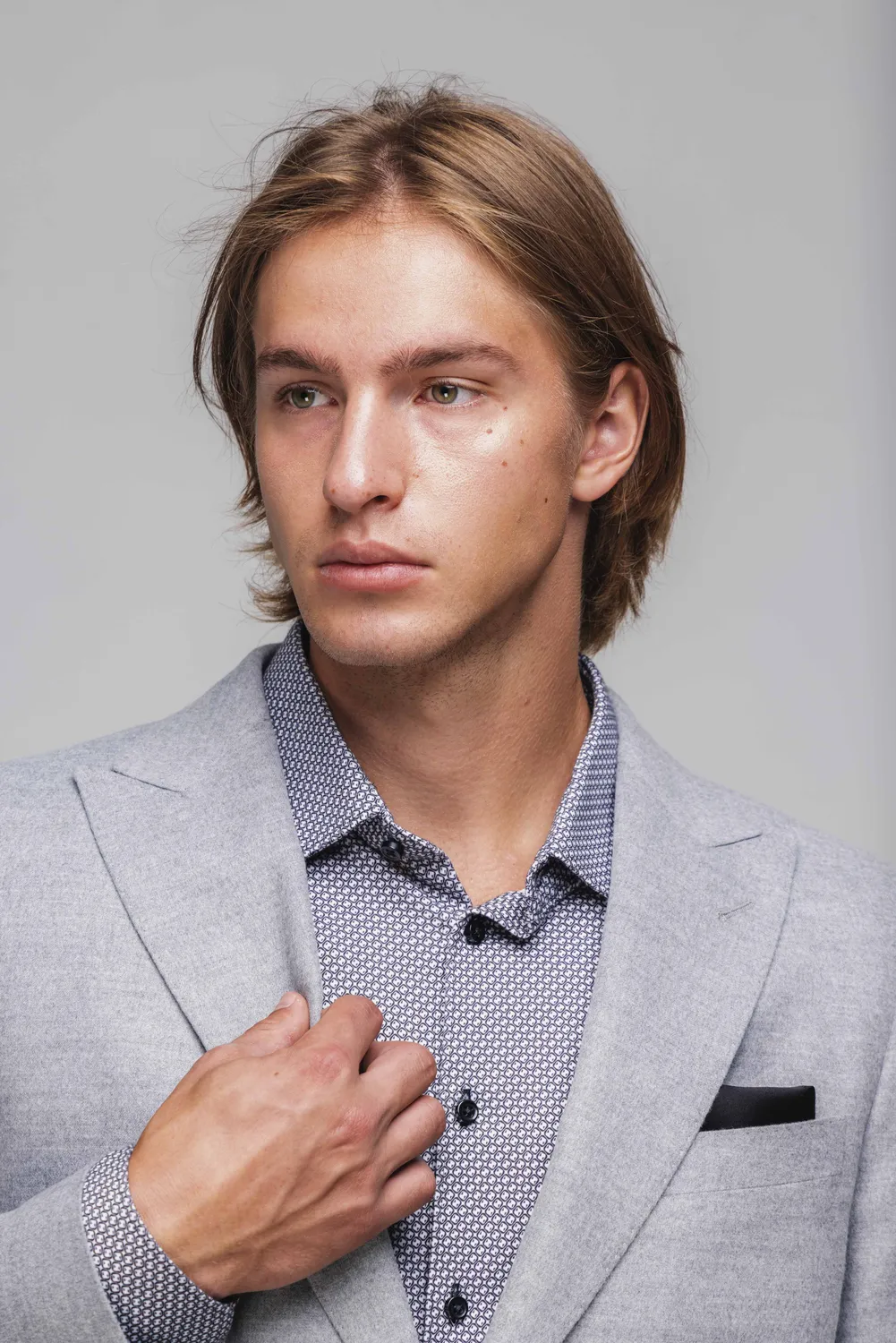 Alain Delon giacca slim fit grigia flanella revers larghi