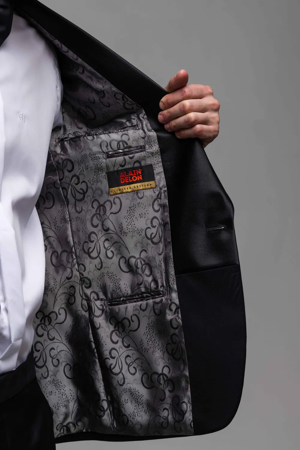 Alain Delon Smoking Nero Lana Slim Fit Rever Scialle