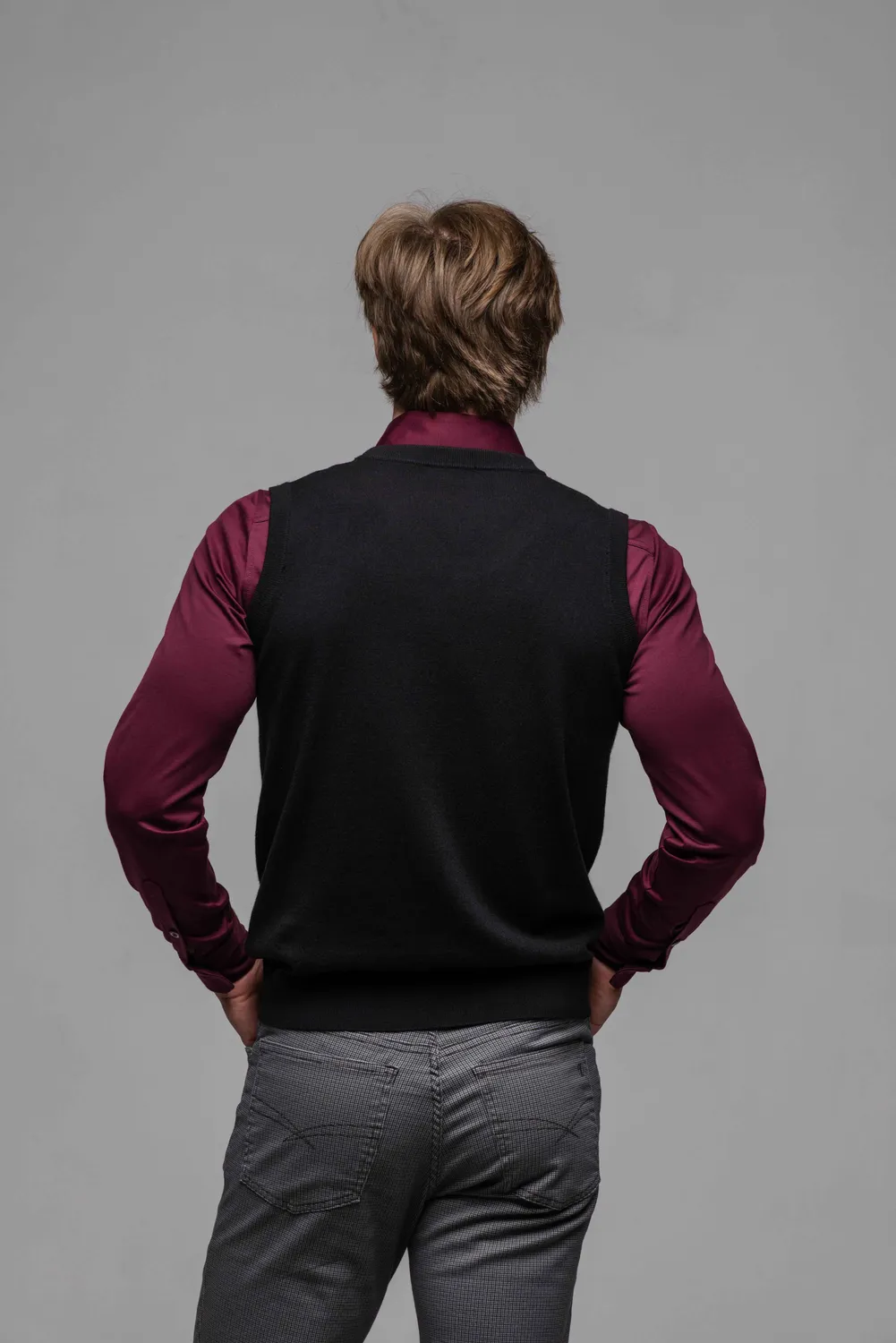 Alain Delon gilet maglia scollo a V nero vestibilità regolare