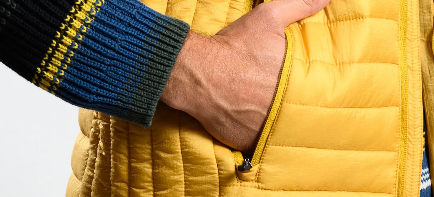 Alain Delon gilet trapuntato giallo con zip e sacca