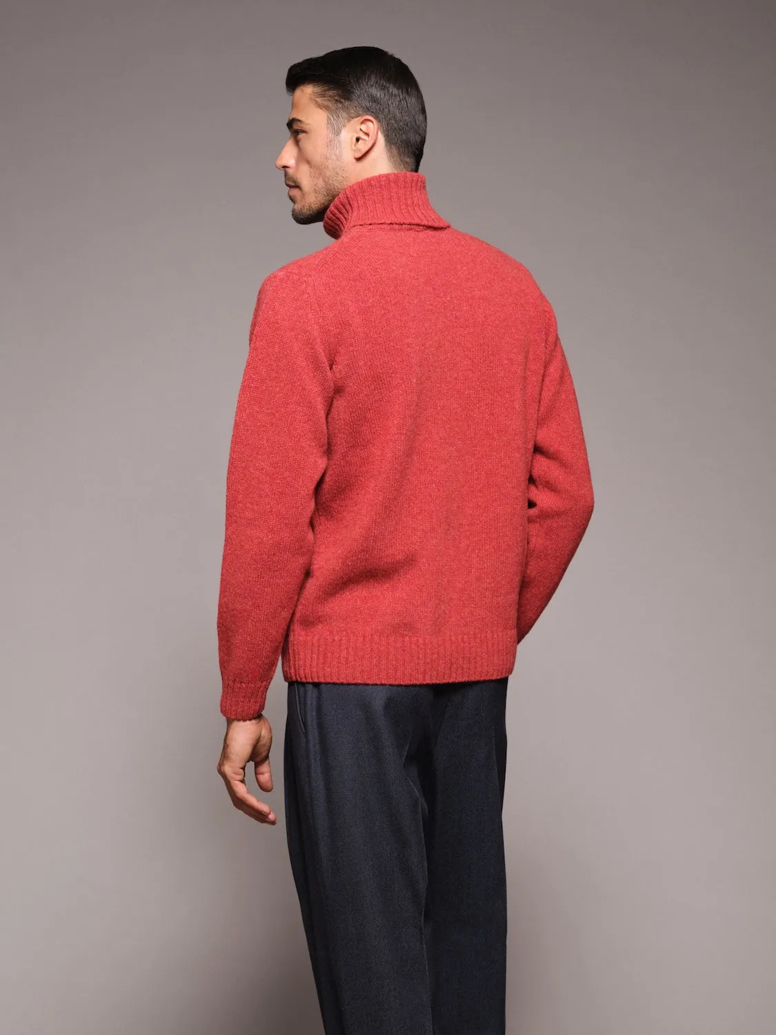 Caruso dolcevita lana Shetland rossa