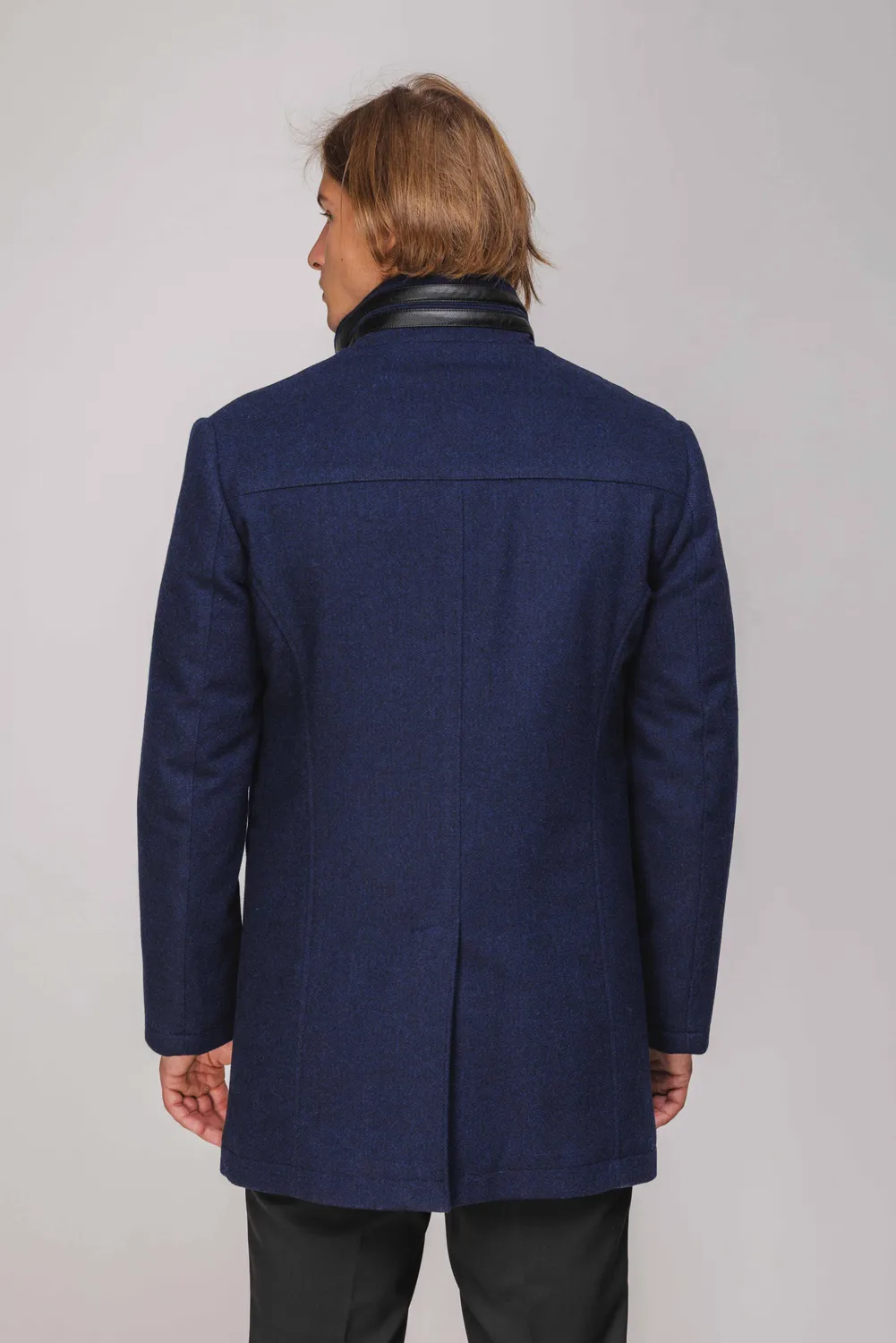 Alain Delon cappotto blu collo alto zip e bottoni