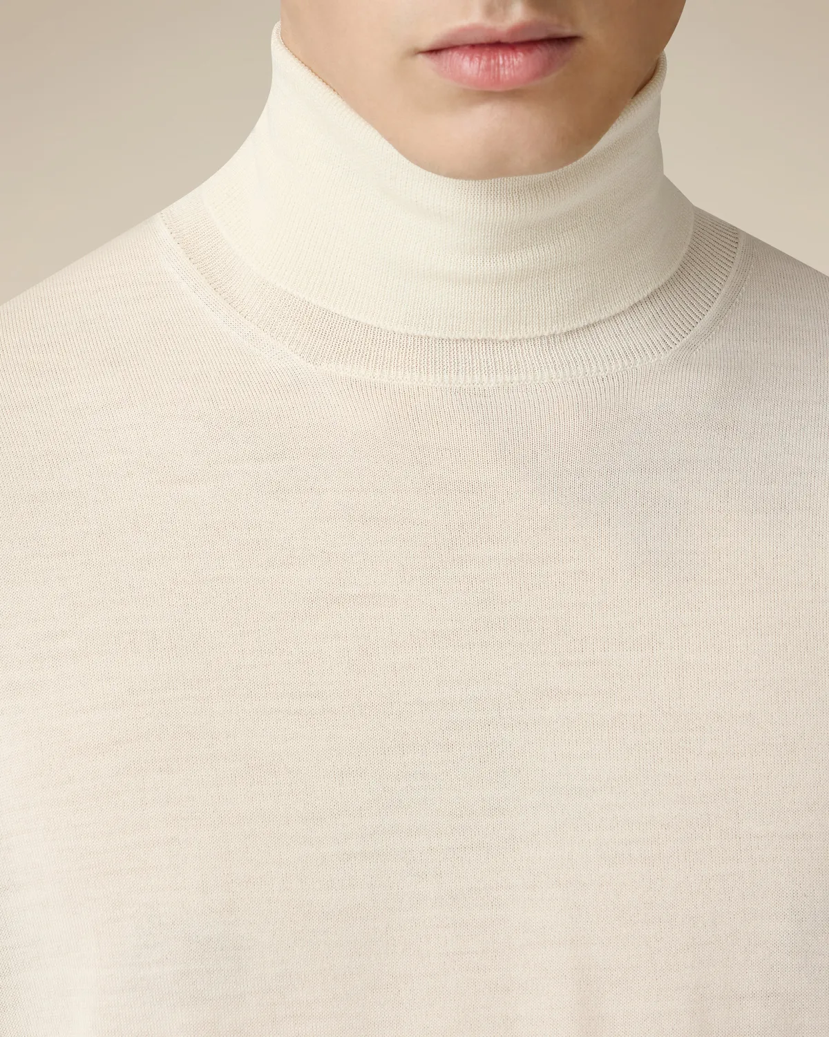 Lardini Dolcevita in Lana Merino Panna 120's
