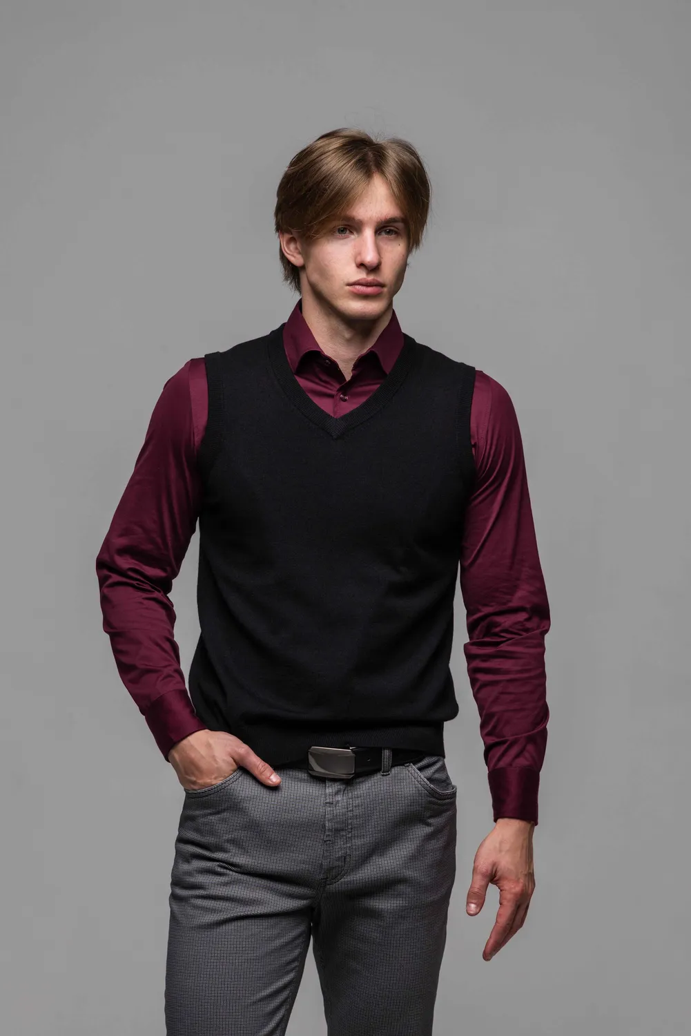 Alain Delon gilet maglia scollo a V nero vestibilità regolare