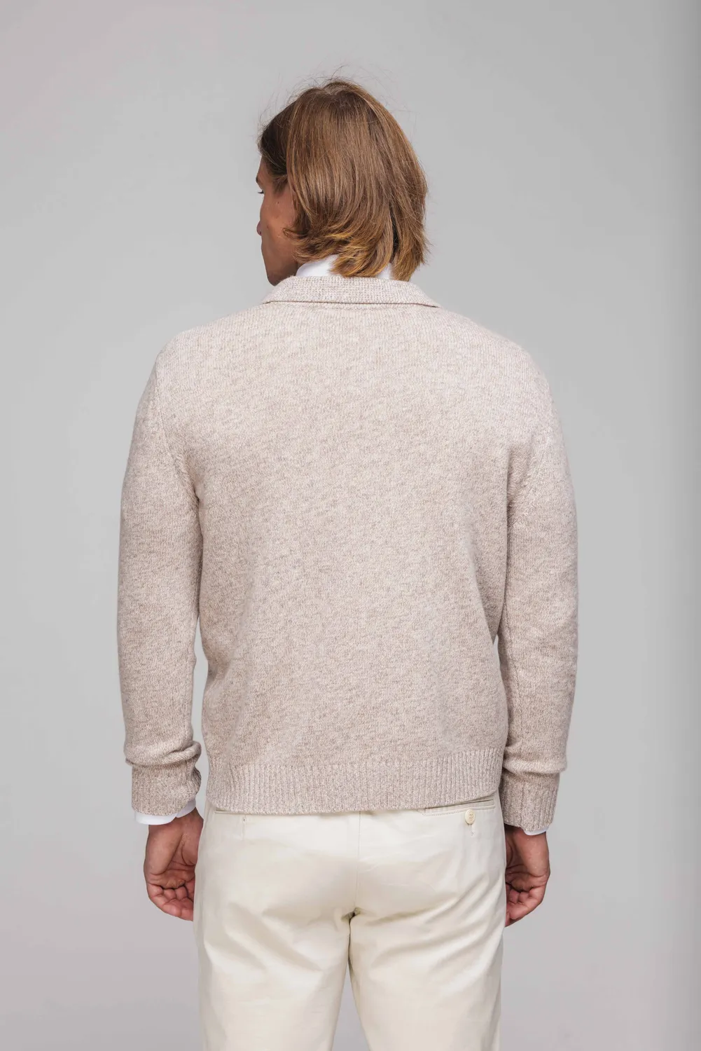 Alain Delon maglione beige scollo a V in lana