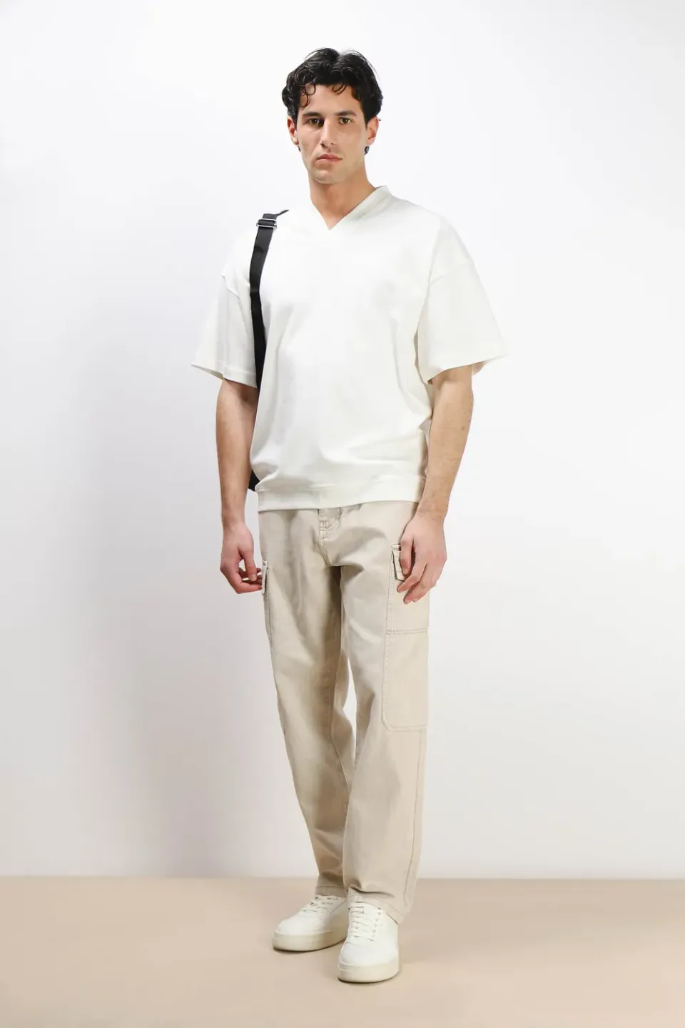 Sonny Bono Over Fit t-shirt gesso scollo a V ampia