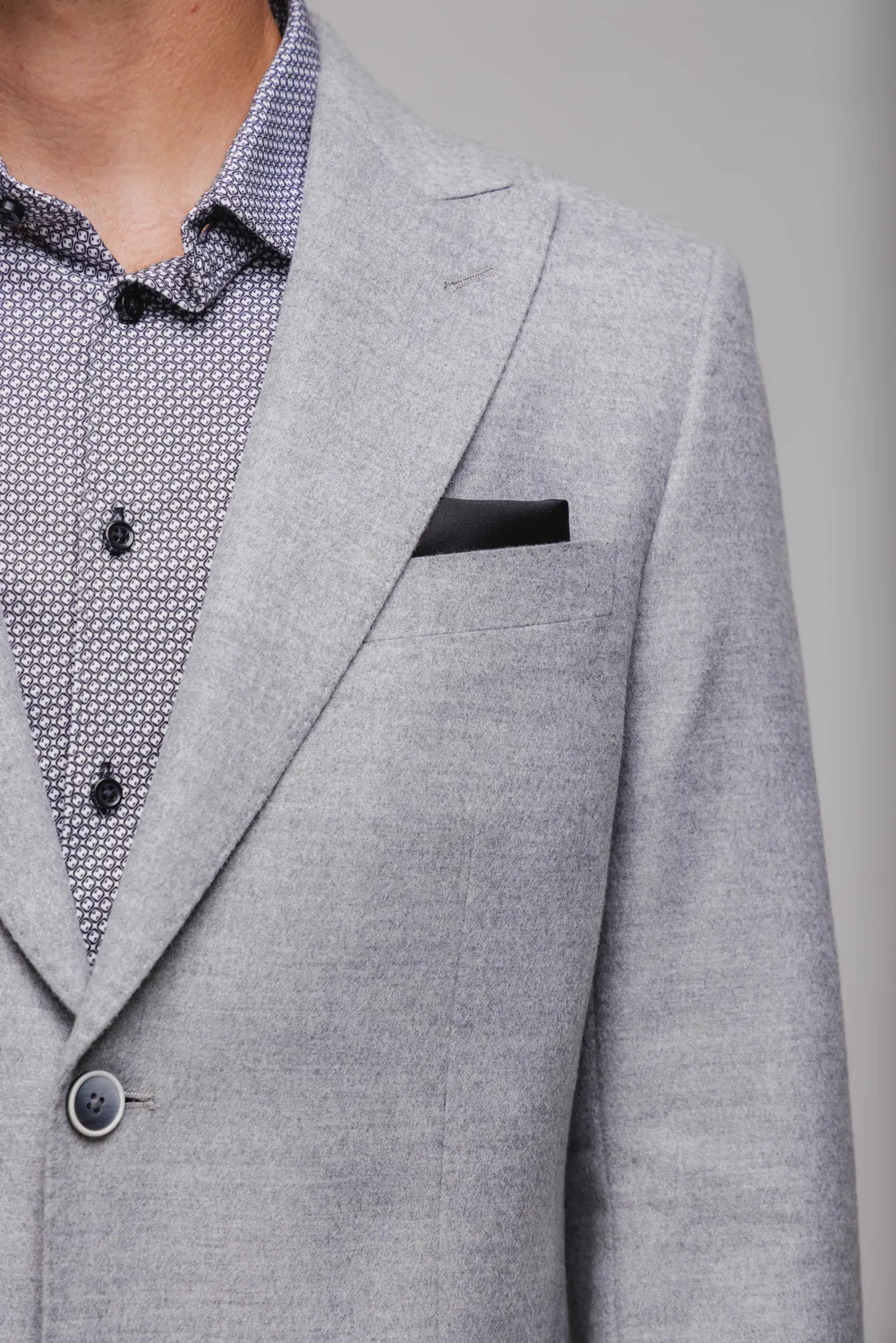 Alain Delon giacca slim fit grigia flanella revers larghi