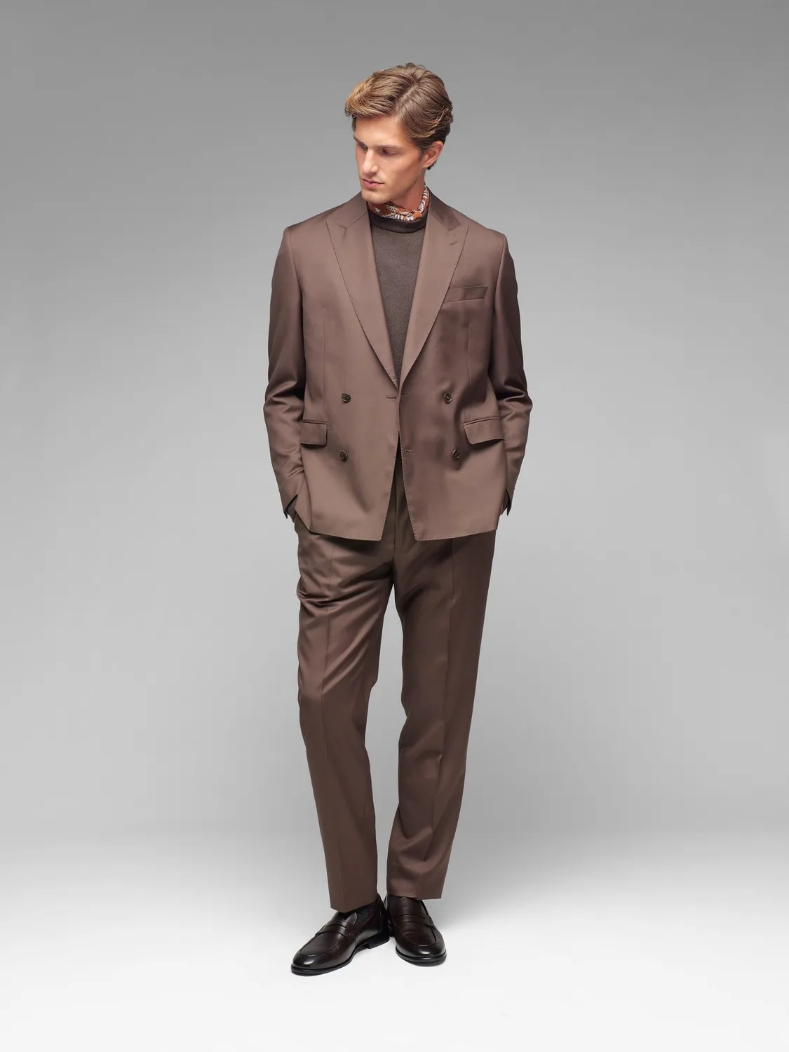 Paoloni Abito doppiopetto twill lana super 110's marrone