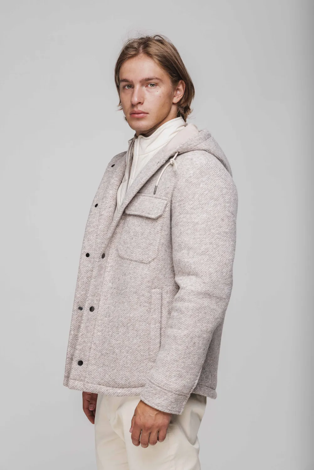Alain Delon giubbotto beige cappuccio inserto removibile