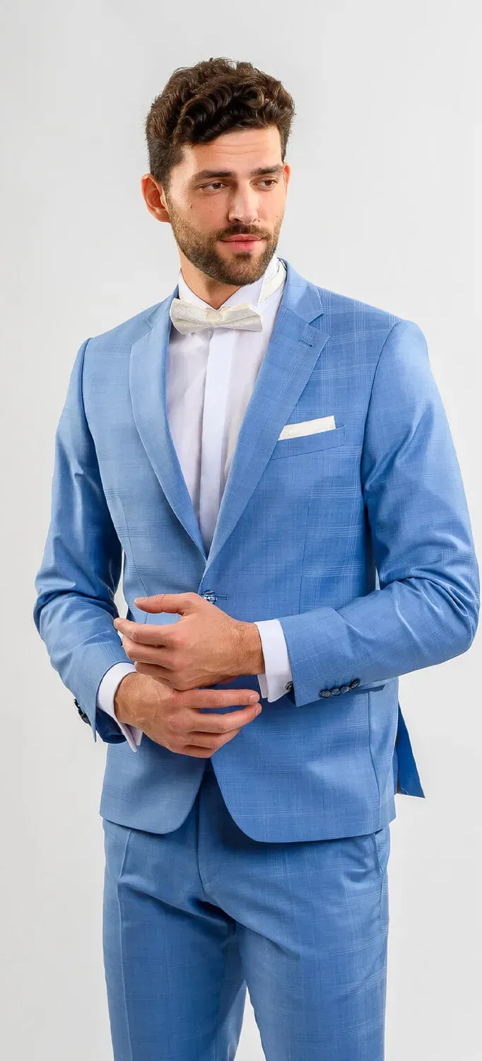 Alain Delon abito azzurro slim matrimonio con gilet