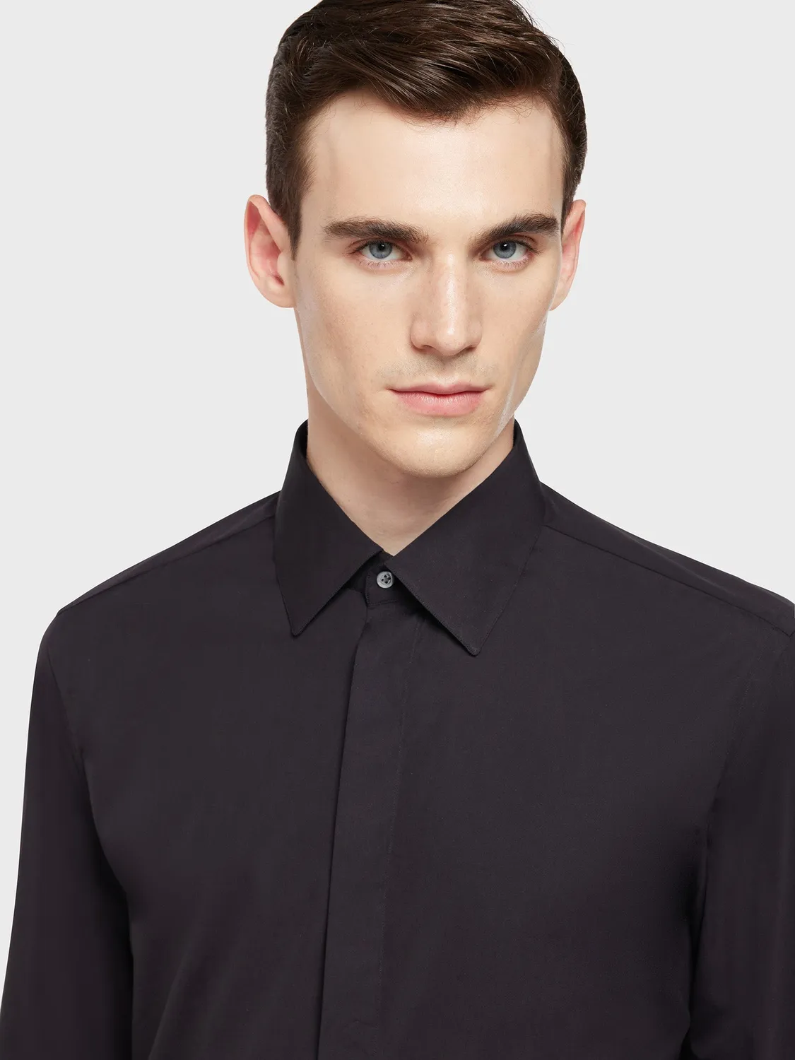 Caruso camicia slim nera cotone madreperla